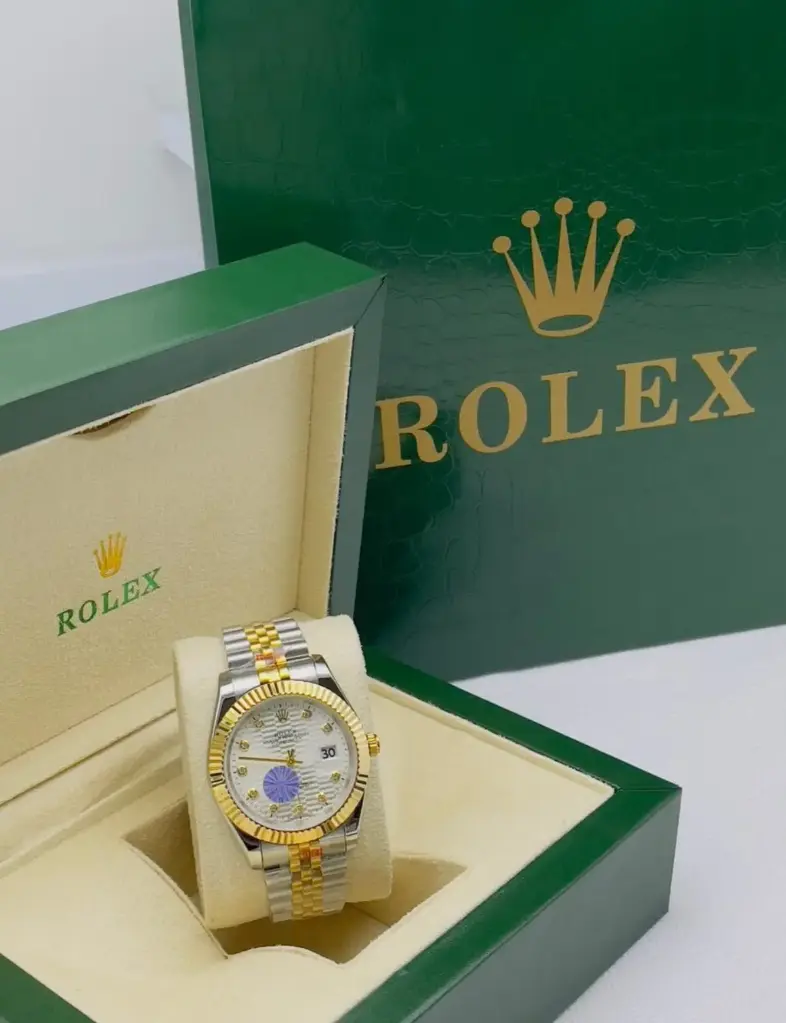 ساعة رولكس رجالي درجة أولى مع نغليف فاخر - ROLEX